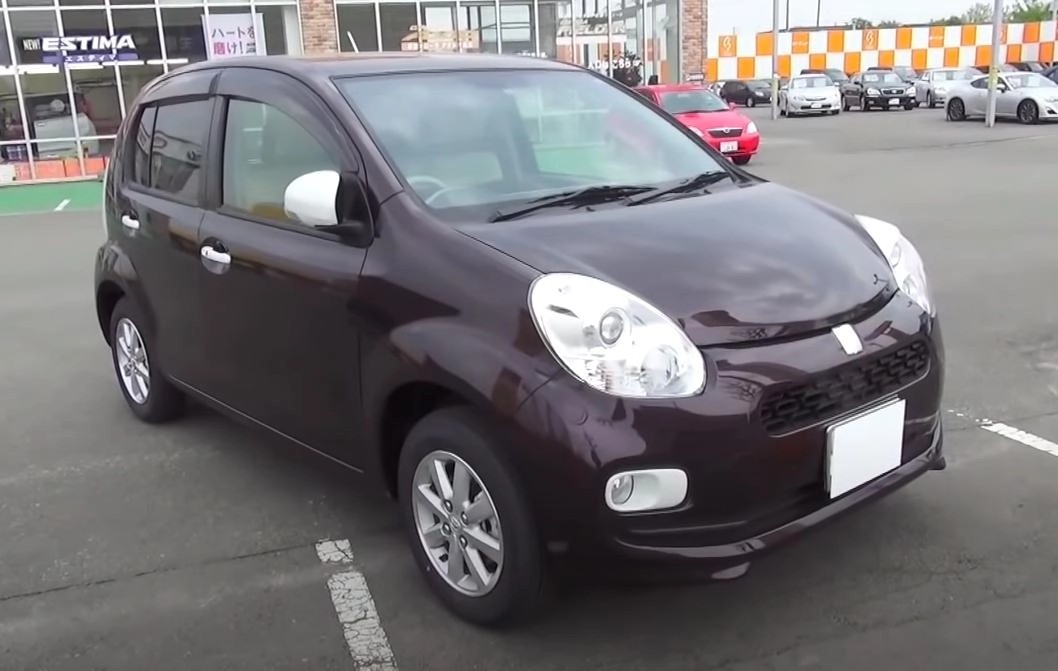 TOYOTA PASSO 2014, G package. Обзор экстерьера и интерьера.