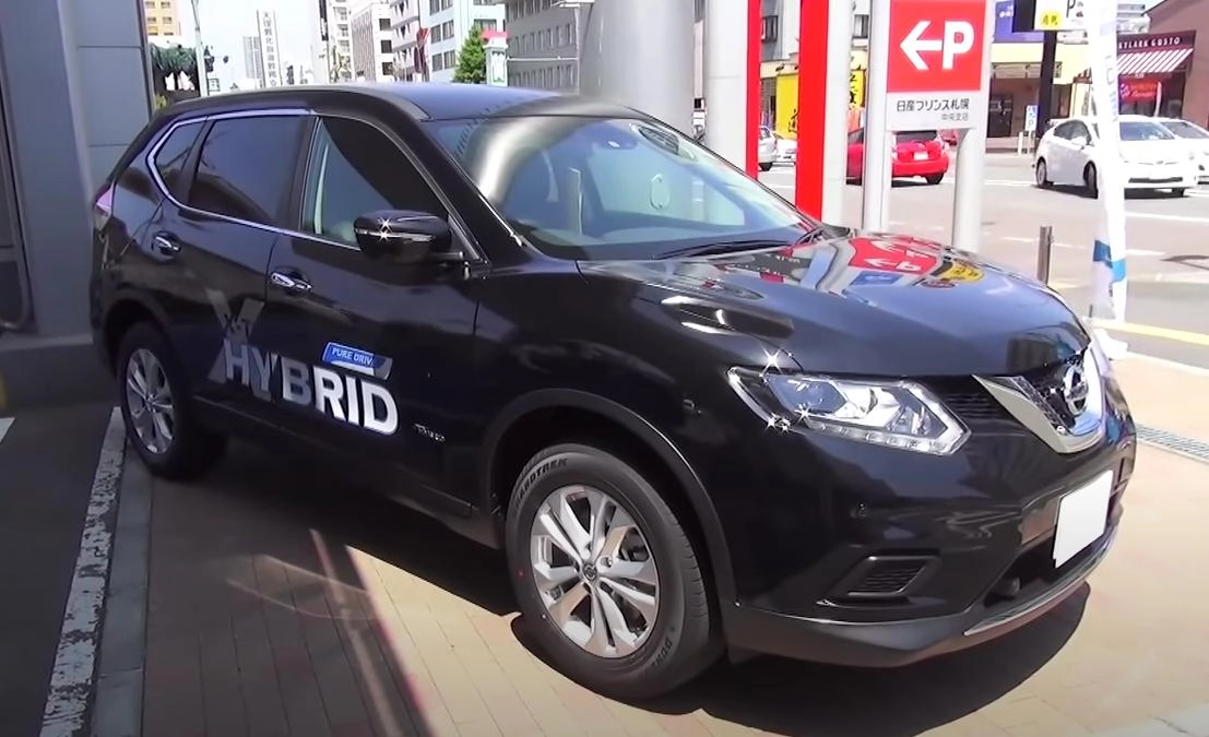 NISSAN X-TRAIL 2015, Гибрид, 20X Emergency Brake Package. Обзор экстерьера и интерьера.