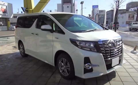 TOYOTA ALPHARD 2015, Гибрид, SR "C Package", 4WD. Обзор экстерьера и интерьера.