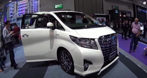 Toyota Alphard и Toyota Vellfire 2016 год. Обзоры экстерьера и интерьера.