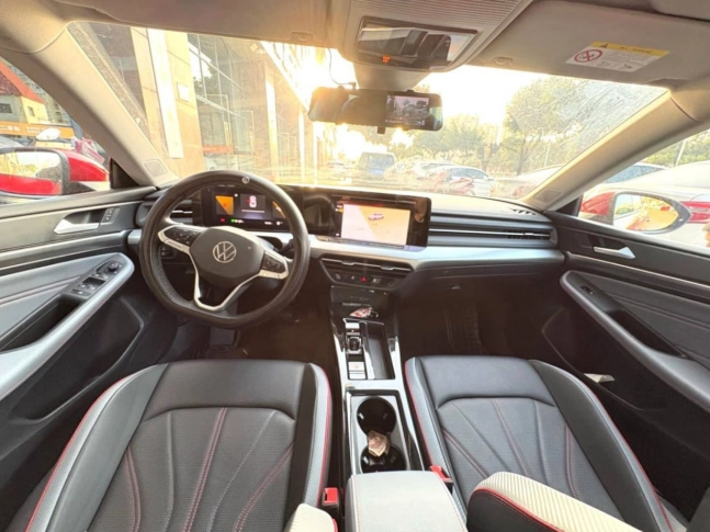 Volkswagen Lamando L 280TSI DSG Hot Edition 2023